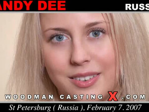 Милая блондиночка из России проходит порно кастинг