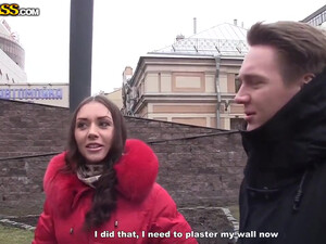 Русские пикаперы выебали девушку штукатурщицу на хате без ремонта