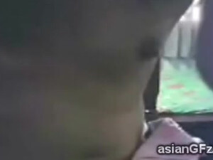 Домашний вагинальный секс с молодой азиатской студенткой