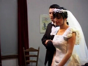 Mia Black - The Wedding Disaster [2007].mkv