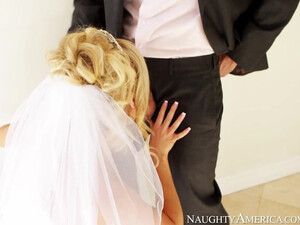 Tasha Reign [NaughtyWeddings.com, 17711, 27.03.2014].mkv