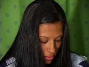 Первый анальный кастинг 18 летней румынской брюнетки